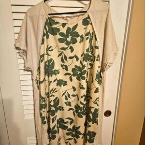 Umgee Floral Print Dress with Short Sleeves, Pockets, Part Linen 1xl